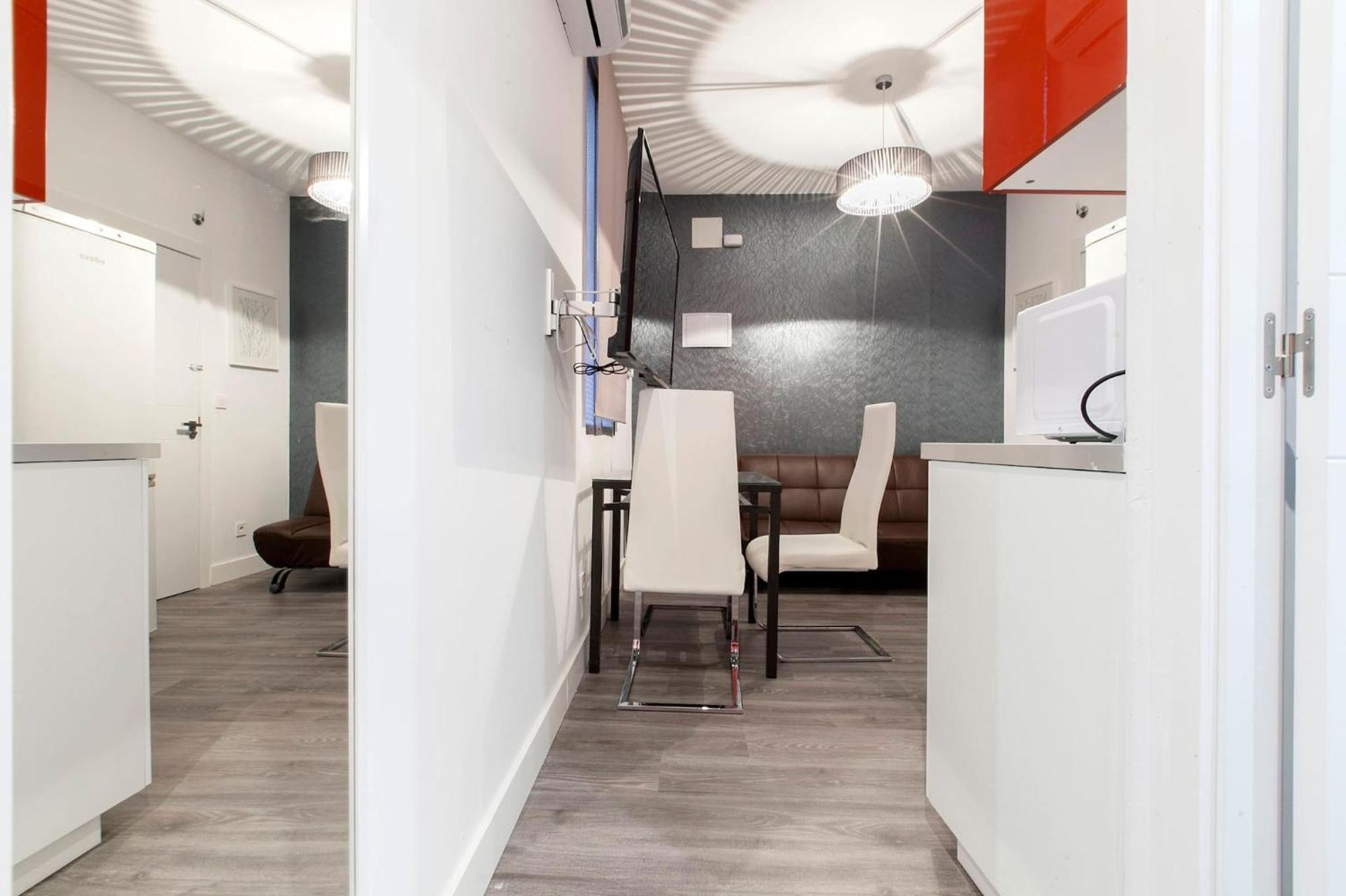 Apartamentos Day Madrid Callao Centro Gran Via Sol Malasana المظهر الخارجي الصورة
