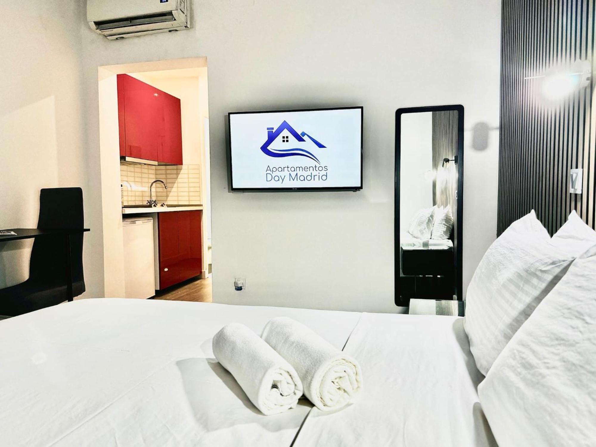 Apartamentos Day Madrid Callao Centro Gran Via Sol Malasana المظهر الخارجي الصورة