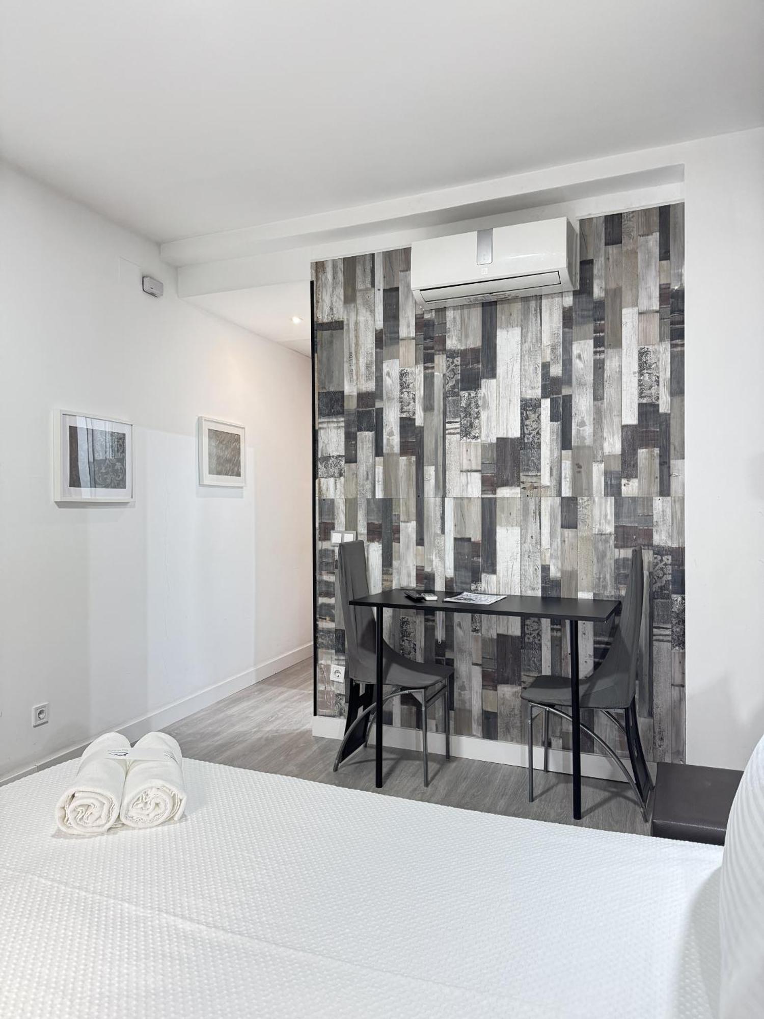 Apartamentos Day Madrid Callao Centro Gran Via Sol Malasana المظهر الخارجي الصورة